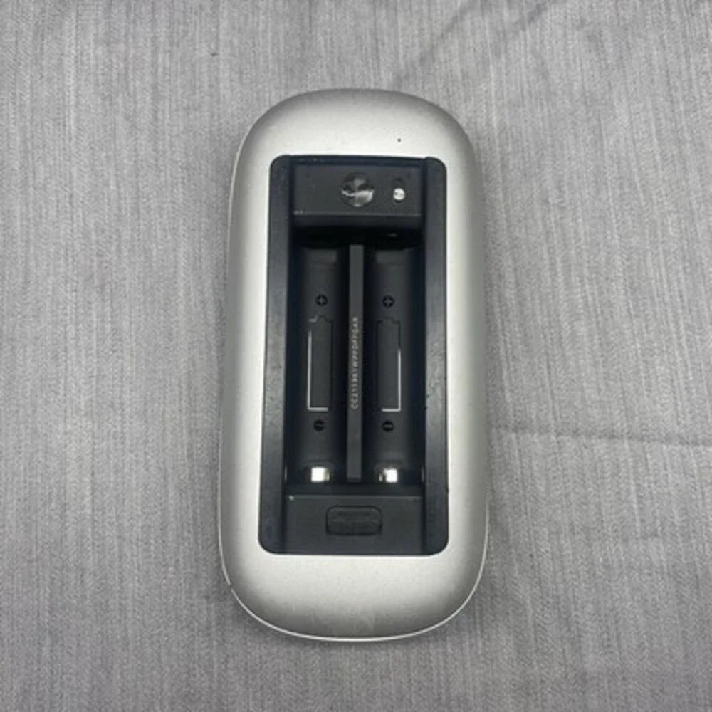Apple Magic Mouse A1296 3Vdc Wireless Bluetooth White Laser Mouse‎